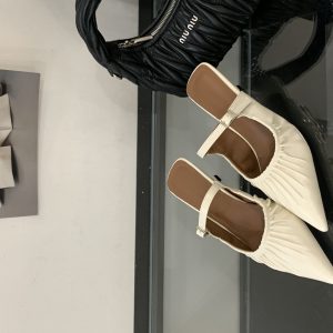 2025 New Autumn Thin Heel Pointed Toe One-Strap Shallow Mouth Buckle Covered Toe Slippers for Women