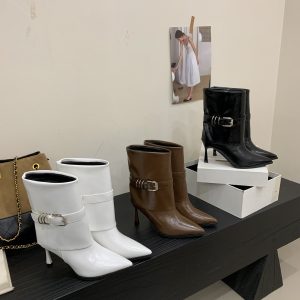 2025 Autumn New Retro Petite Pointed Toe Ankle Strap Korean Slim High Heel Short Boots for Women