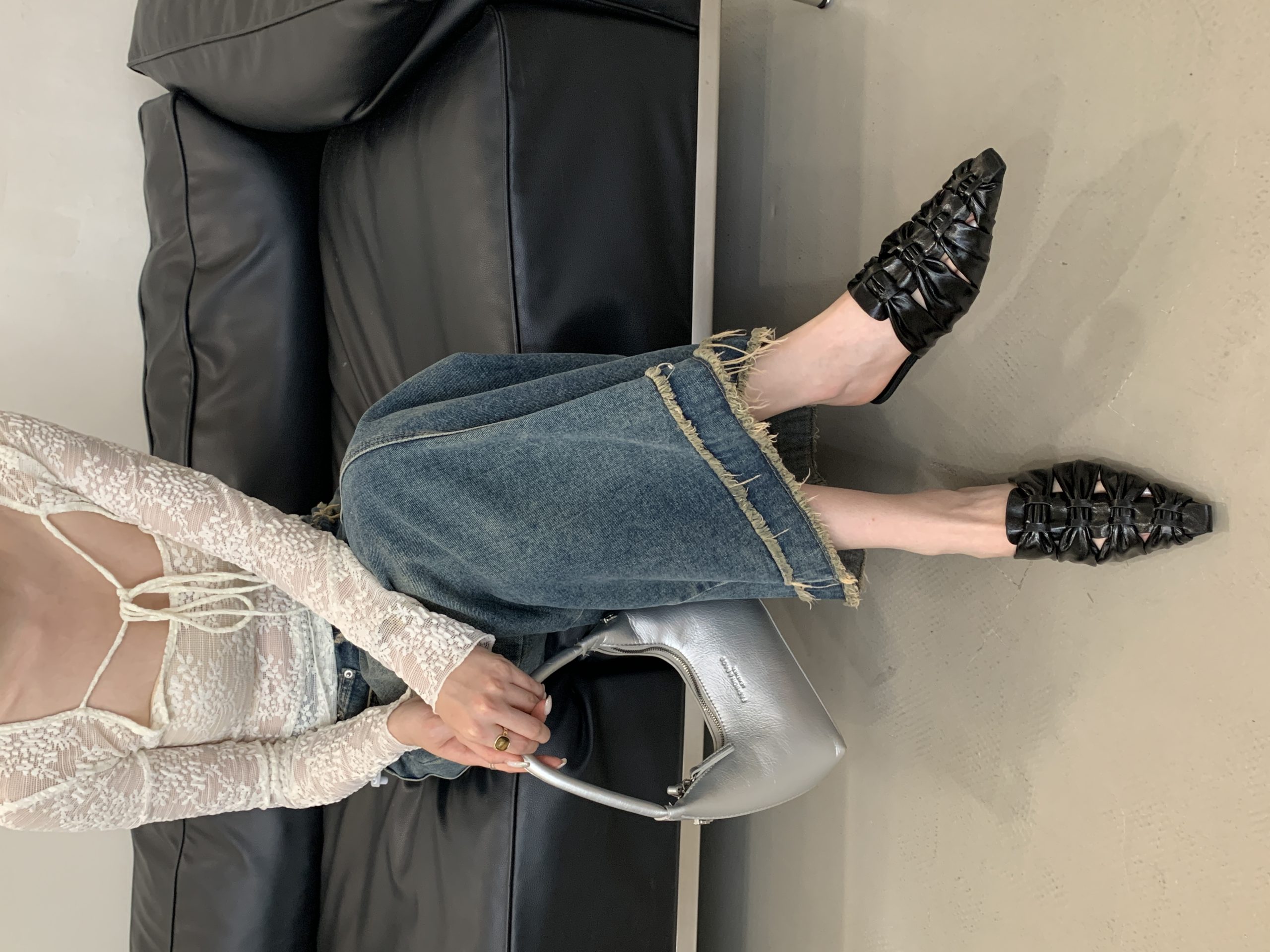 2025 New Summer Women's Closed Toe Slippers Flat Small Square Toe Fashion Roman Slippers - Image 2